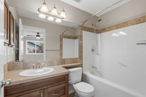 40 Panatella Mews Nw, Calgary, AB - Indoor Photo Showing Bathroom