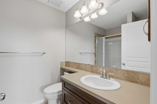 40 Panatella Mews Nw, Calgary, AB - Indoor Photo Showing Bathroom