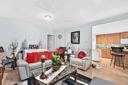 168 Country Hills Way Nw, Calgary, AB - Indoor Photo Showing Living Room