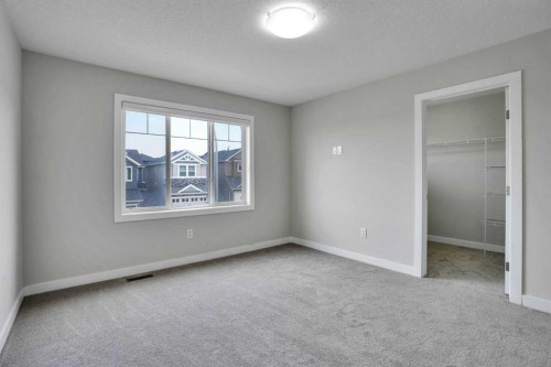 368 Nolanhurst Crescent Nw, Calgary, AB - Indoor Photo Showing Other Room