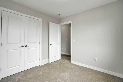 368 Nolanhurst Crescent Nw, Calgary, AB - Indoor Photo Showing Other Room