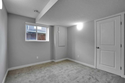 368 Nolanhurst Crescent Nw, Calgary, AB - Indoor Photo Showing Other Room