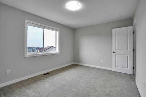 368 Nolanhurst Crescent Nw, Calgary, AB - Indoor Photo Showing Other Room