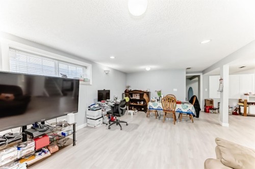 59 Templeson Road Ne, Calgary, AB - Indoor