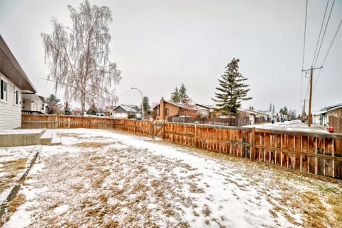 59 Templeson Road Ne, Calgary, AB - Outdoor