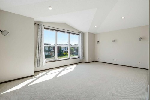 691 Panamount Boulevard Nw, Calgary, AB - Indoor Photo Showing Other Room