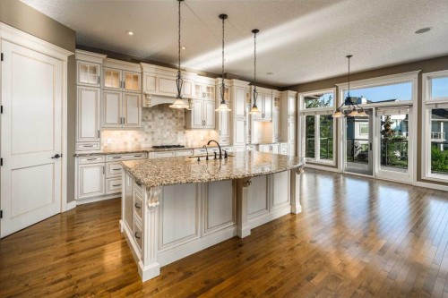 41 Cranleigh Park Se, Calgary, AB - Indoor Photo Showing Kitchen With Upgraded Kitchen