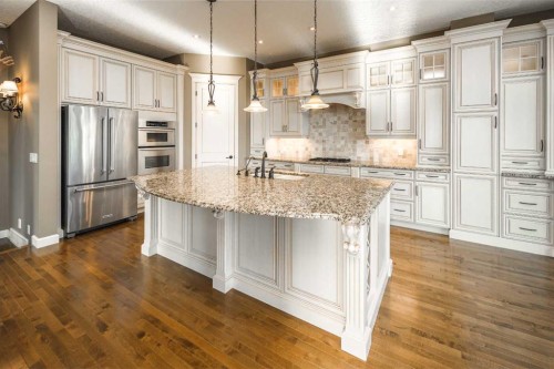 41 Cranleigh Park Se, Calgary, AB - Indoor Photo Showing Kitchen With Upgraded Kitchen