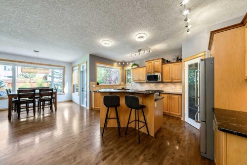391 Banister Drive, Okotoks, AB - Indoor Photo Showing Other Room