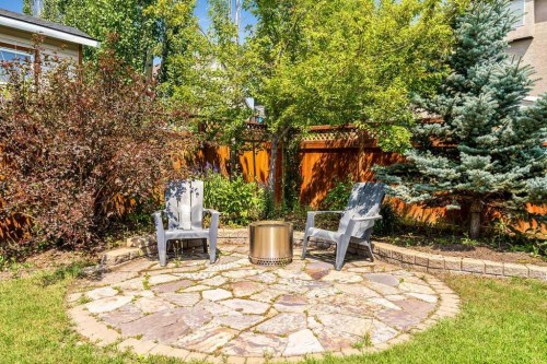 391 Banister Drive, Okotoks, AB - Outdoor