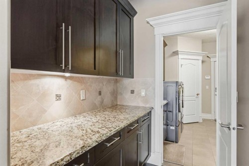 109 Aspen Ridge Place Sw, Calgary, AB - Indoor Photo Showing Kitchen