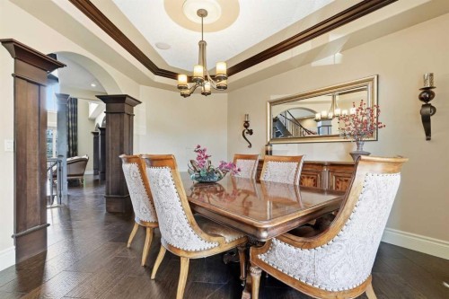 109 Aspen Ridge Place Sw, Calgary, AB - Indoor Photo Showing Dining Room