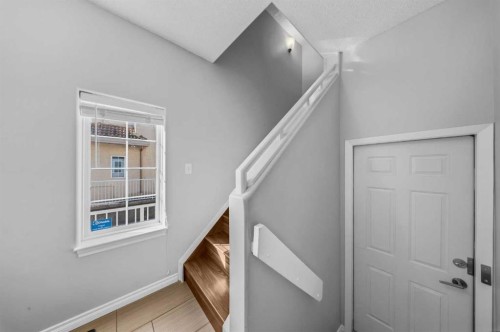 501 Patterson View Sw, Calgary, AB - Indoor Photo Showing Other Room