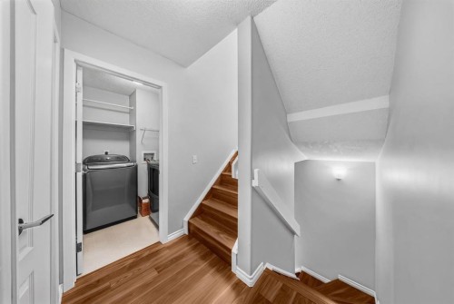 501 Patterson View Sw, Calgary, AB - Indoor Photo Showing Other Room