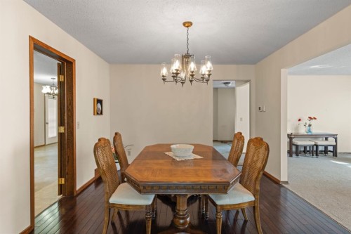 203 Silver Valley Boulevard Nw, Calgary, AB - Indoor Photo Showing Dining Room