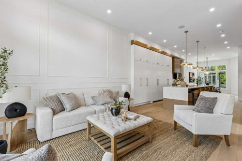 2708 18 Street Nw, Calgary, AB - Indoor Photo Showing Living Room