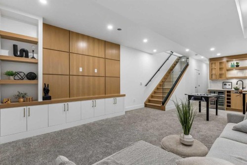 2708 18 Street Nw, Calgary, AB - Indoor