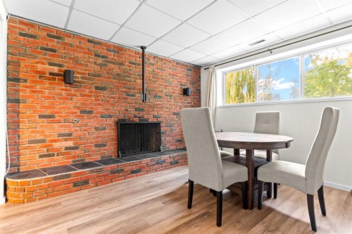 5467 Dalrymple Crescent Nw, Calgary, AB - Indoor Photo Showing Dining Room