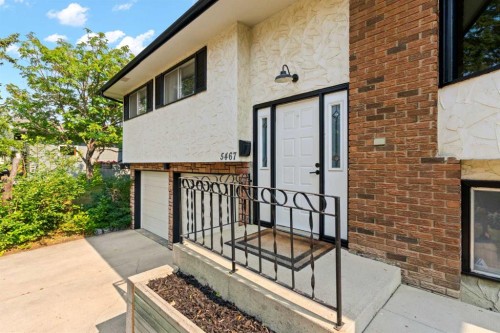 5467 Dalrymple Crescent Nw, Calgary, AB - Outdoor With Exterior