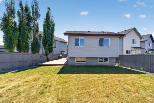 79 Cranberry Square Se, Calgary, AB - Outdoor