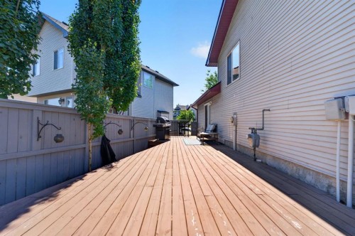 79 Cranberry Square Se, Calgary, AB - Outdoor With Exterior