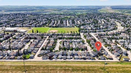 79 Cranberry Square Se, Calgary, AB - Outdoor With View