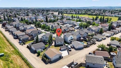 79 Cranberry Square Se, Calgary, AB - Outdoor With View