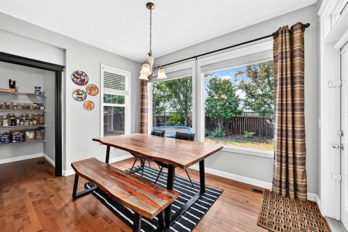 153 Cranleigh Bay Se, Calgary, AB 