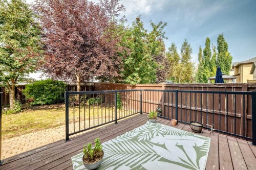 153 Cranleigh Bay Se, Calgary, AB 