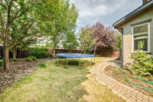 153 Cranleigh Bay Se, Calgary, AB 