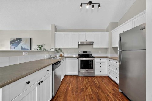 307 Covehaven View Ne, Calgary, AB - Indoor Photo Showing Kitchen With Stainless Steel Kitchen