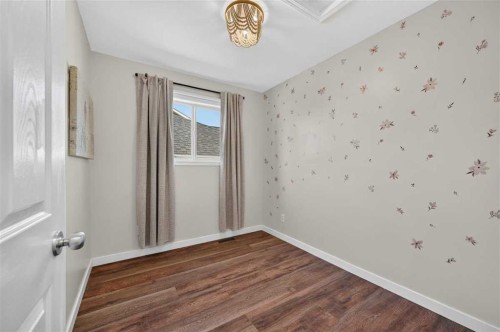 307 Covehaven View Ne, Calgary, AB - Indoor Photo Showing Other Room