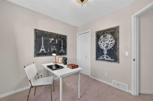 307 Covehaven View Ne, Calgary, AB - Indoor