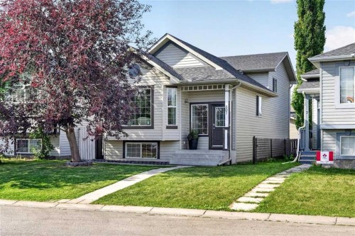 307 Covehaven View Ne, Calgary, AB - Outdoor With Facade