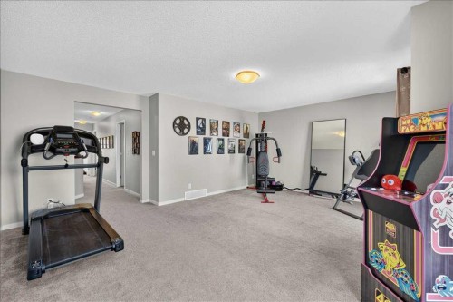 1017 Brightoncrest Common Se, Calgary, AB - Indoor Photo Showing Gym Room