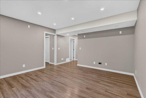 1017 Brightoncrest Common Se, Calgary, AB - Indoor Photo Showing Other Room