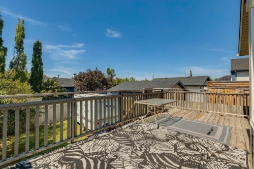19 Covington Close Ne, Calgary, AB - Outdoor