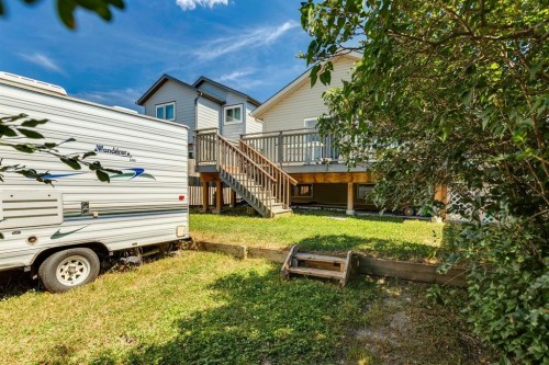 19 Covington Close Ne, Calgary, AB - Outdoor With Deck Patio Veranda