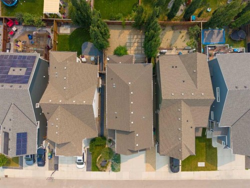 81 Riviera View, Cochrane, AB - Outdoor
