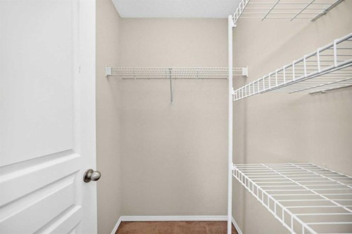 321 Elgin Point Se, Calgary, AB - Indoor With Storage