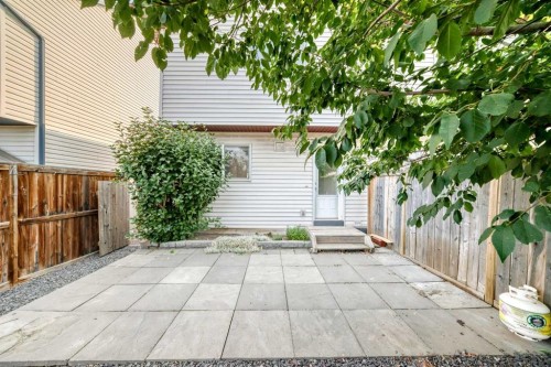 321 Elgin Point Se, Calgary, AB - Outdoor With Exterior