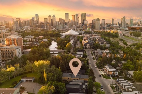1-2703 Erlton Street Sw, Calgary, AB - Outdoor With View