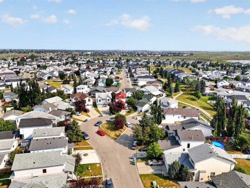 285 Fresno Place Ne, Calgary, AB - Outdoor With View