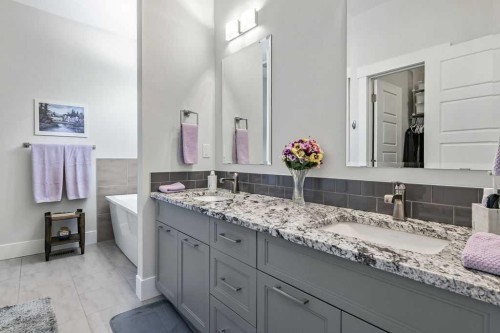 267 Cimarron Vista Court, Okotoks, AB - Indoor Photo Showing Bathroom
