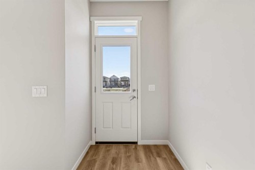 471 Hotchkiss Manor Se, Calgary, AB - Indoor Photo Showing Other Room