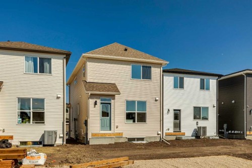 471 Hotchkiss Manor Se, Calgary, AB - Outdoor With Exterior