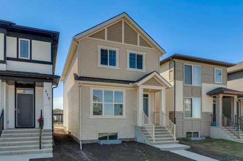 471 Hotchkiss Manor Se, Calgary, AB - Outdoor With Facade