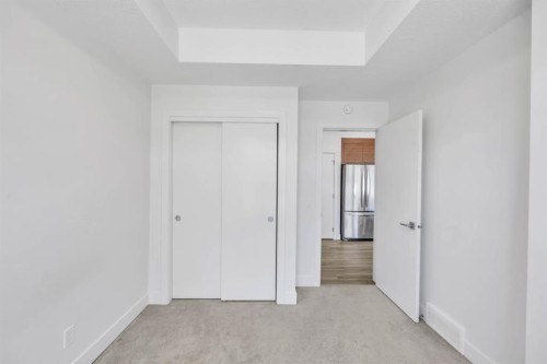 19625 45 Street Se, Calgary, AB - Indoor Photo Showing Other Room
