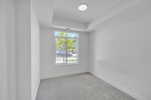 19625 45 Street Se, Calgary, AB - Indoor Photo Showing Other Room