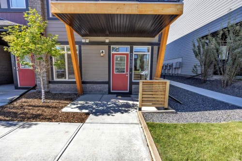 19625 45 Street Se, Calgary, AB - Outdoor